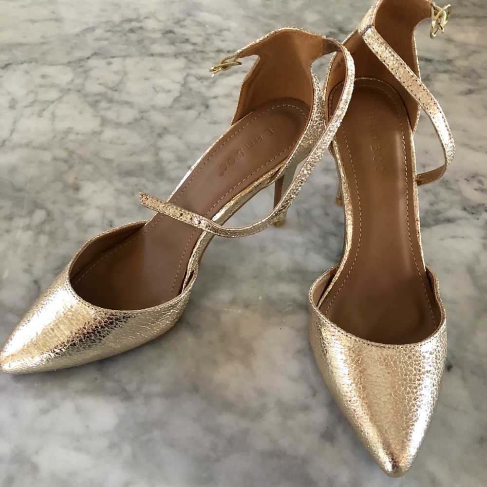 Bamboo Gold Heels, Size 7, Never Worn